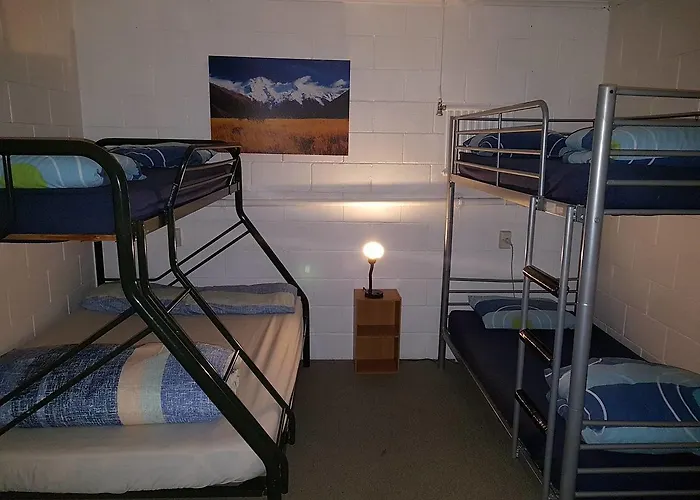 Spa Lodge Hostel *