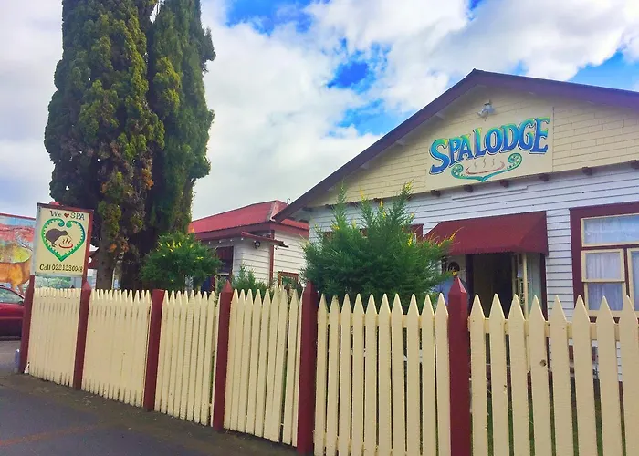 Spa Lodge Hostel