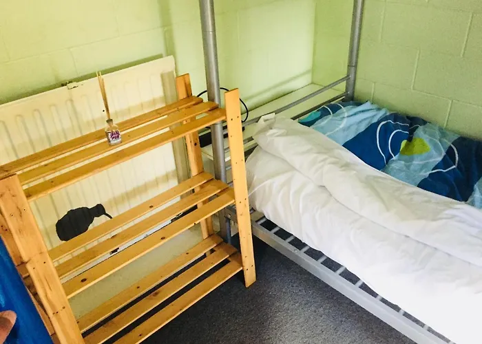 Spa Lodge Hostel *